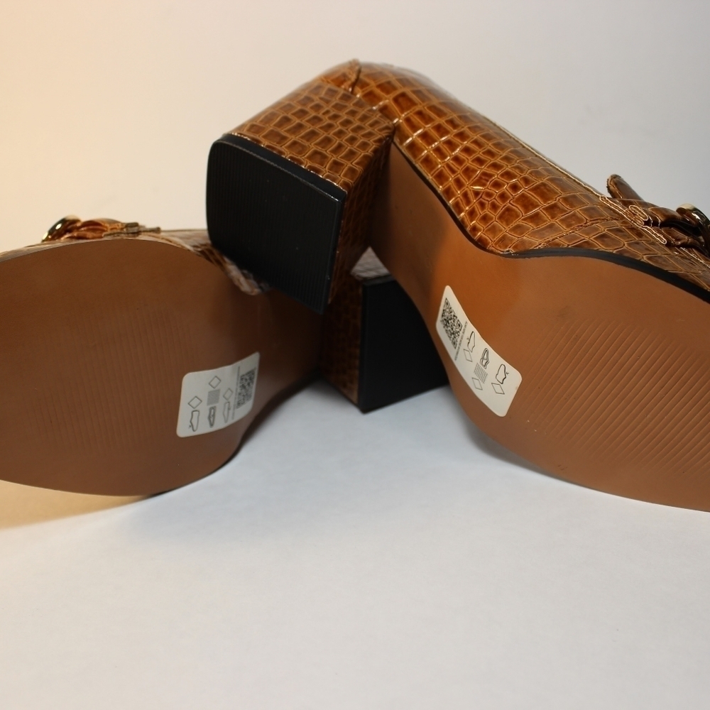 Asos Design Stirrup Heeled Loafer Embossed Croc - Picture 6 of 9